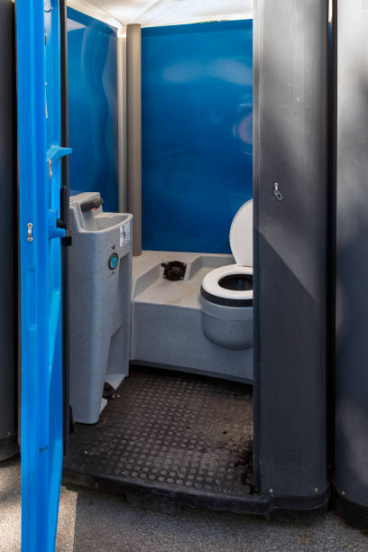 Best Emergency porta potty rental  in Longbranch, WA